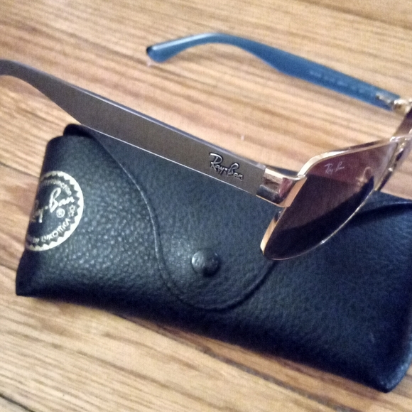 Ray Ban Sunglasses - Picture 3 of 6
